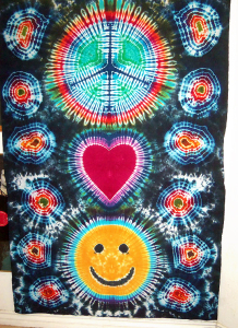 tie dye. tie-dye, tie dyed, tie-dyed, tapestry, tapestries, wall hanging, peace, peace sign, smiley face, heart